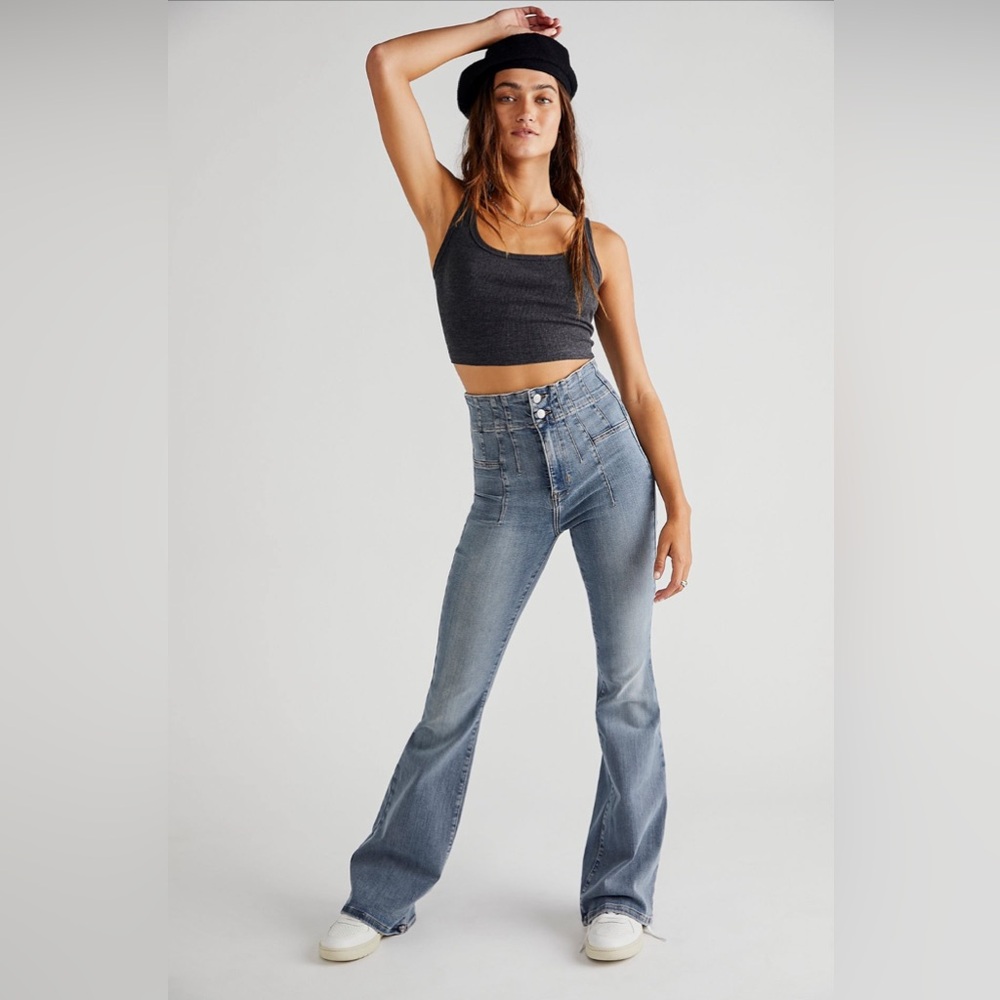 Free People We The Free Jayde Flair Jeans in Steel Blue size 26